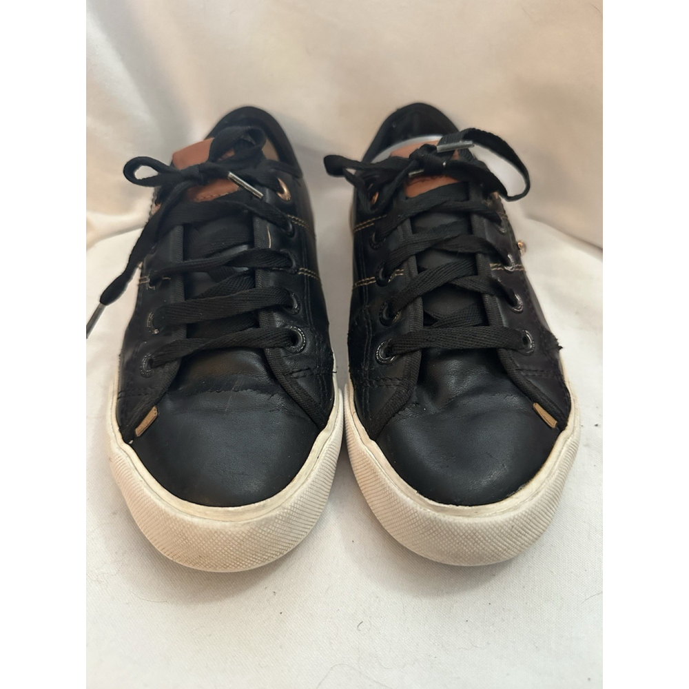 Coca-Cola Sneakers Women’s 6 Black Low Top Coke Bottle Charm Casual Shoes